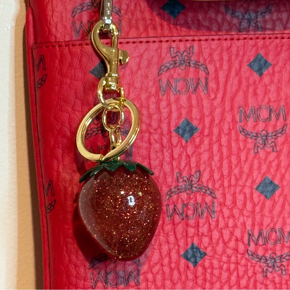 Strawberry bag charm ,gold hardware - Picture 6 of 9